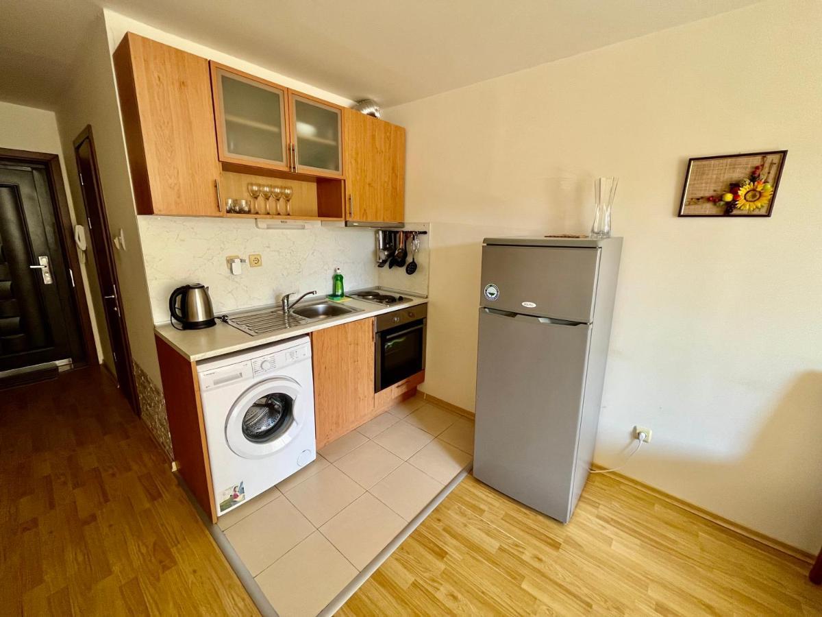 Alexandr Apartments Vigo 内塞伯尔 外观 照片