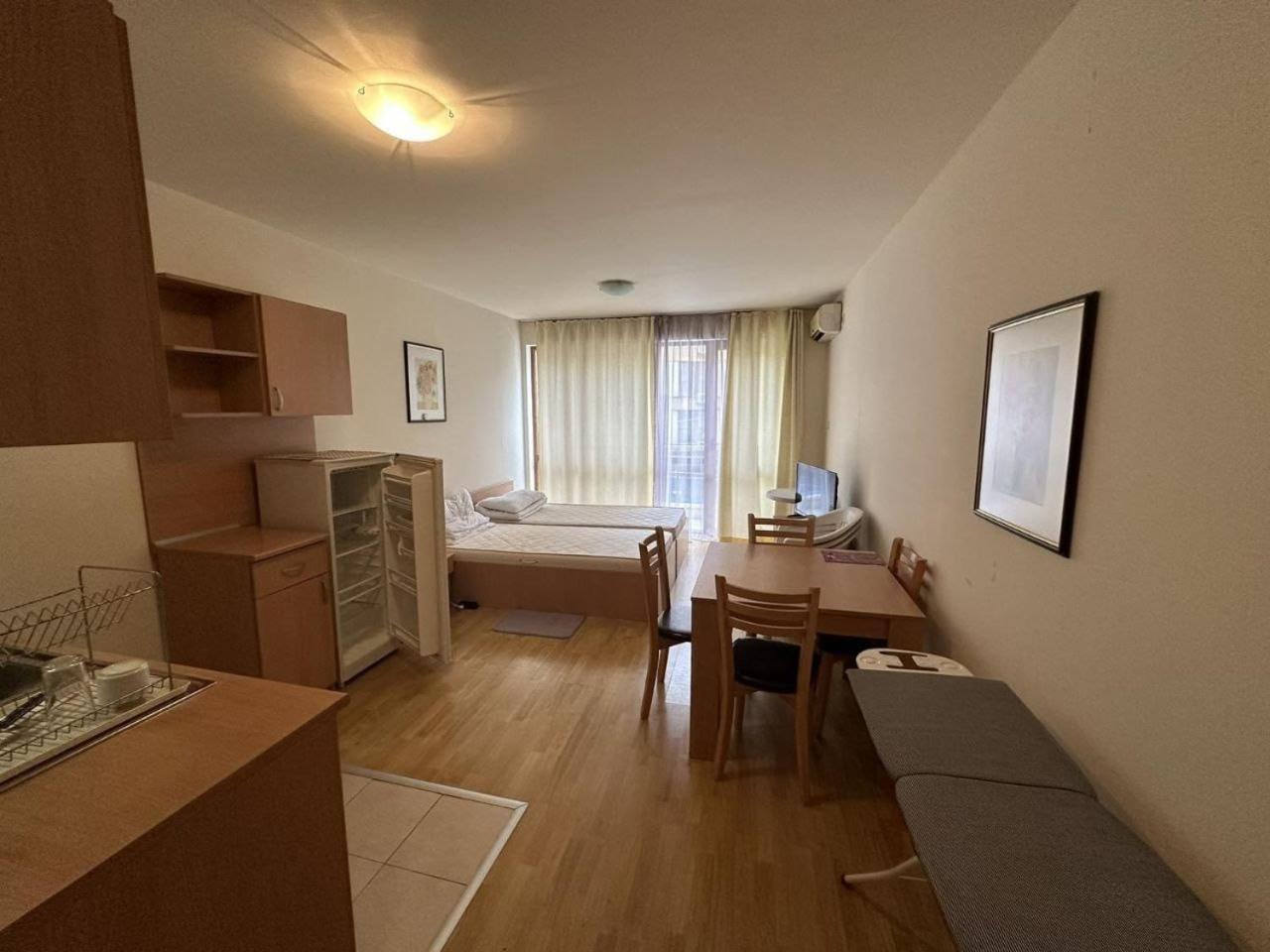 Alexandr Apartments Vigo 内塞伯尔 外观 照片