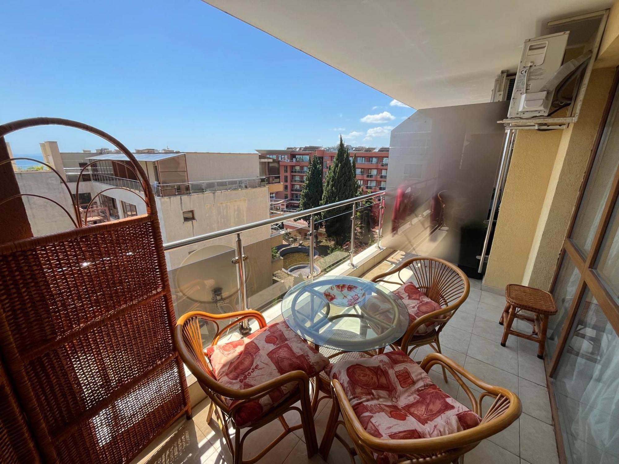 Alexandr Apartments Vigo 内塞伯尔 外观 照片