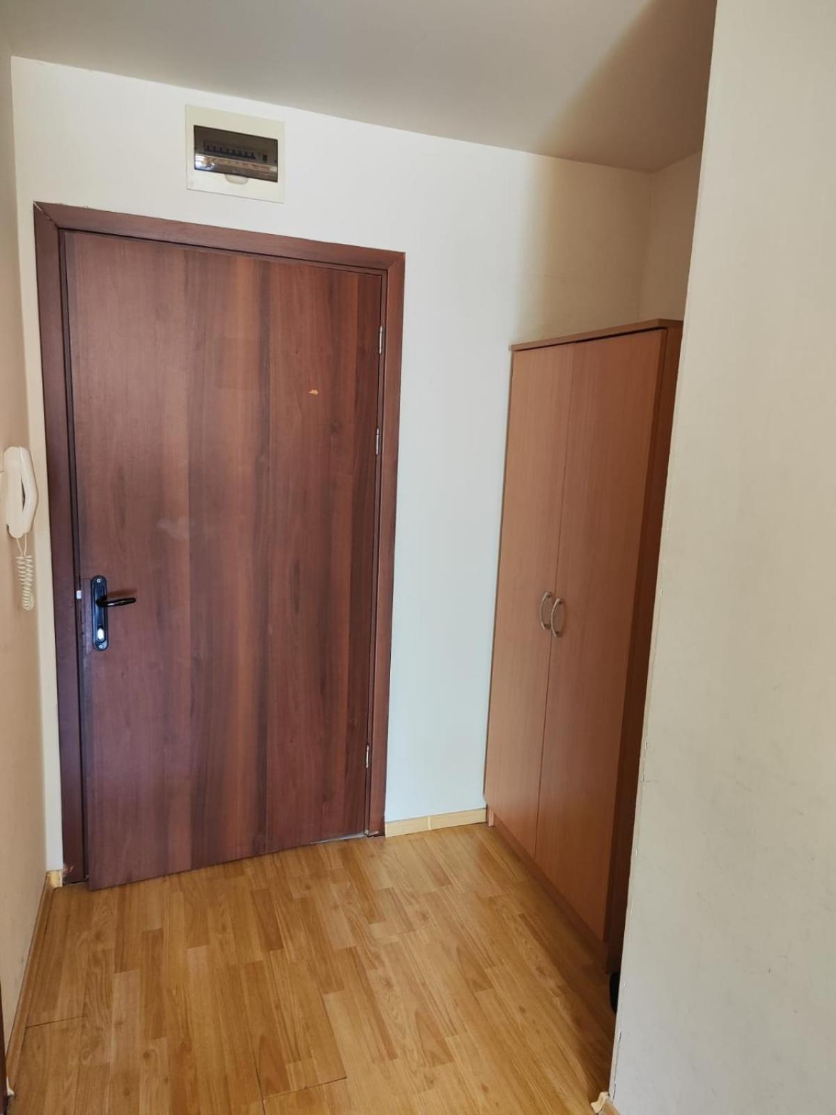 Alexandr Apartments Vigo 内塞伯尔 外观 照片
